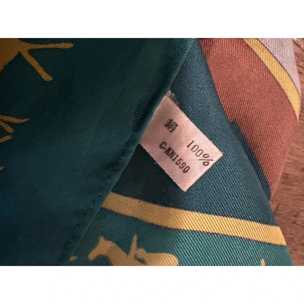 Vintage 100% Silk Horse Racing Scarf Vega 1993 Japanese Filly Champion